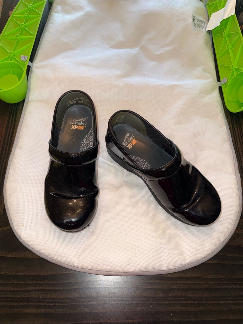 Dansko Black Patent XP 2.0 Women's Clogs